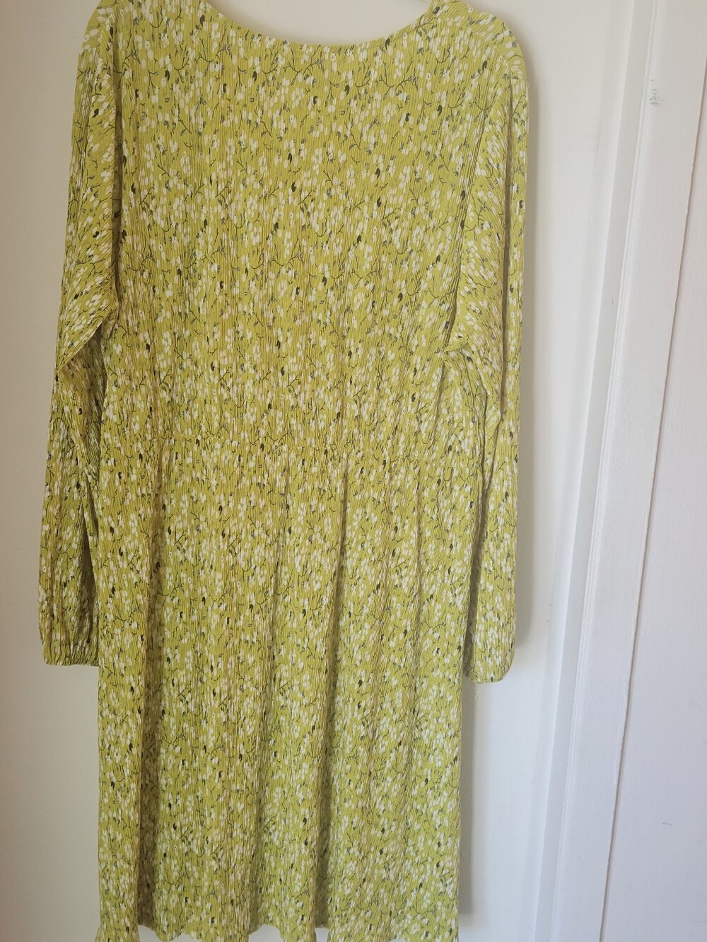 Long Sleeve Green Floral Women's Dress